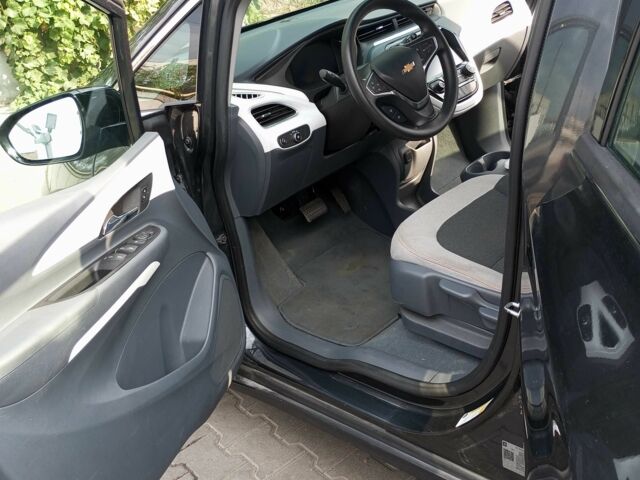 Серый Шевроле Другая, объемом двигателя 0 л и пробегом 60 тыс. км за 15900 $, фото 5 на Automoto.ua