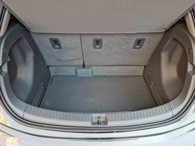 Серый Шевроле Другая, объемом двигателя 0 л и пробегом 181 тыс. км за 13999 $, фото 9 на Automoto.ua