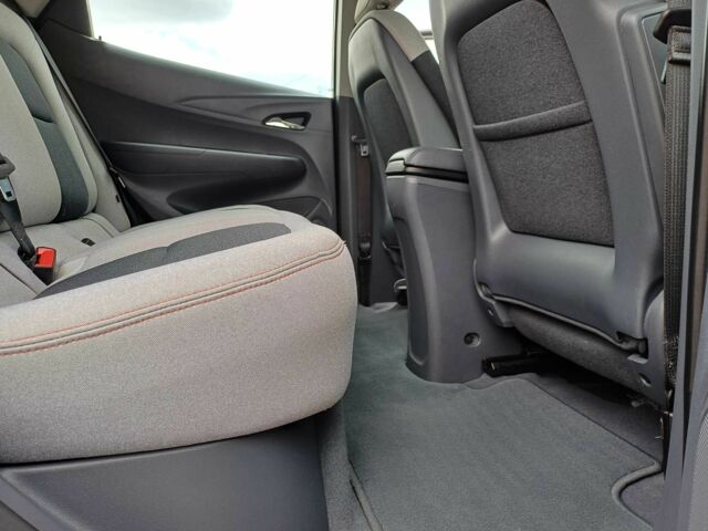 Серый Шевроле Другая, объемом двигателя 0 л и пробегом 110 тыс. км за 14400 $, фото 10 на Automoto.ua