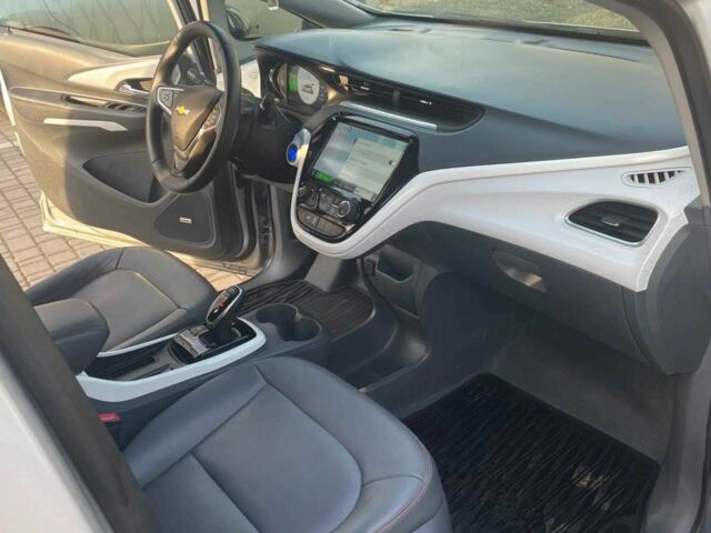 Серый Шевроле Другая, объемом двигателя 0 л и пробегом 68 тыс. км за 16000 $, фото 6 на Automoto.ua