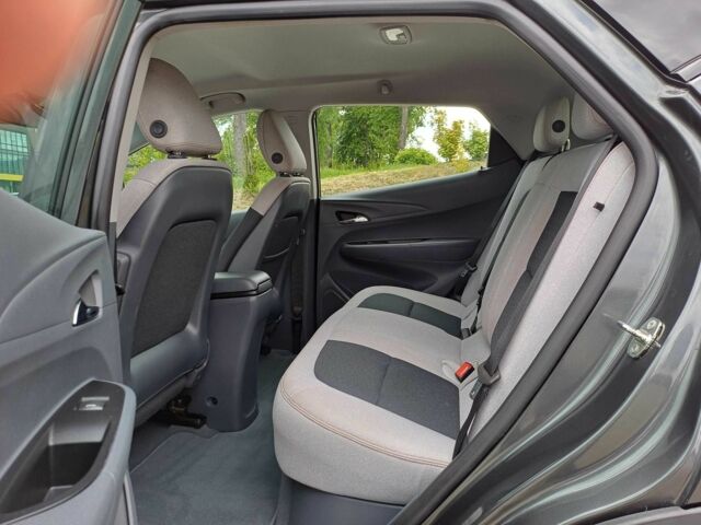 Серый Шевроле Другая, объемом двигателя 0 л и пробегом 110 тыс. км за 14400 $, фото 6 на Automoto.ua