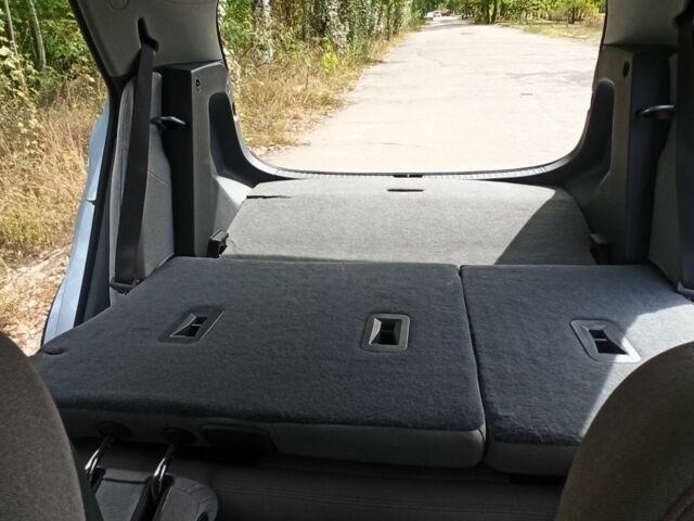 Серый Шевроле Другая, объемом двигателя 0 л и пробегом 114 тыс. км за 15000 $, фото 11 на Automoto.ua