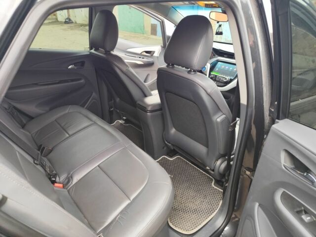 Серый Шевроле Другая, объемом двигателя 0 л и пробегом 185 тыс. км за 14000 $, фото 15 на Automoto.ua