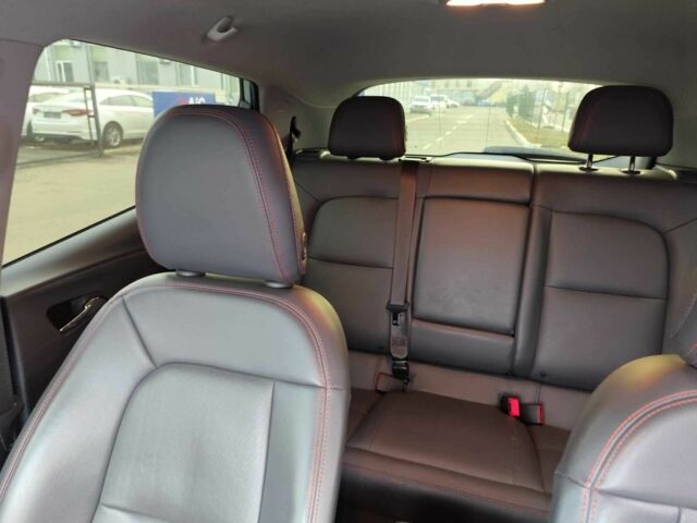 Сірий Шевроле Інша, об'ємом двигуна 0 л та пробігом 110 тис. км за 14444 $, фото 18 на Automoto.ua