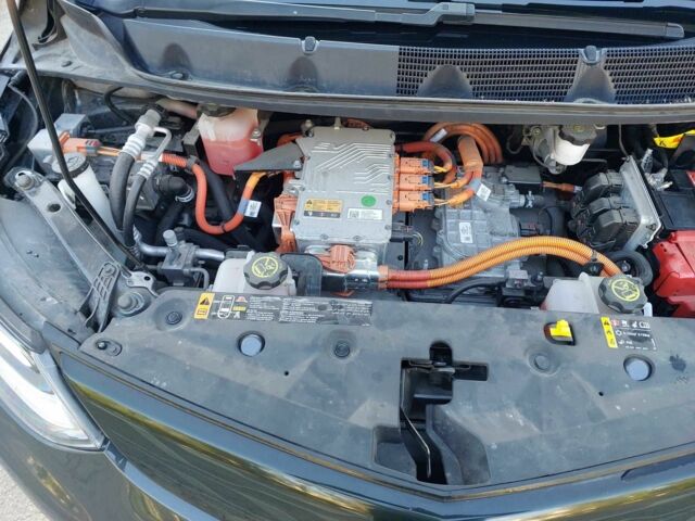 Серый Шевроле Другая, объемом двигателя 0 л и пробегом 45 тыс. км за 16000 $, фото 21 на Automoto.ua