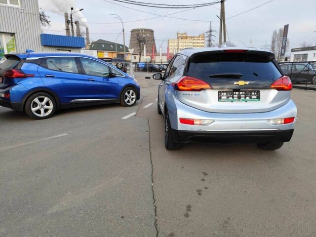 Сірий Шевроле Інша, об'ємом двигуна 0 л та пробігом 110 тис. км за 14444 $, фото 6 на Automoto.ua