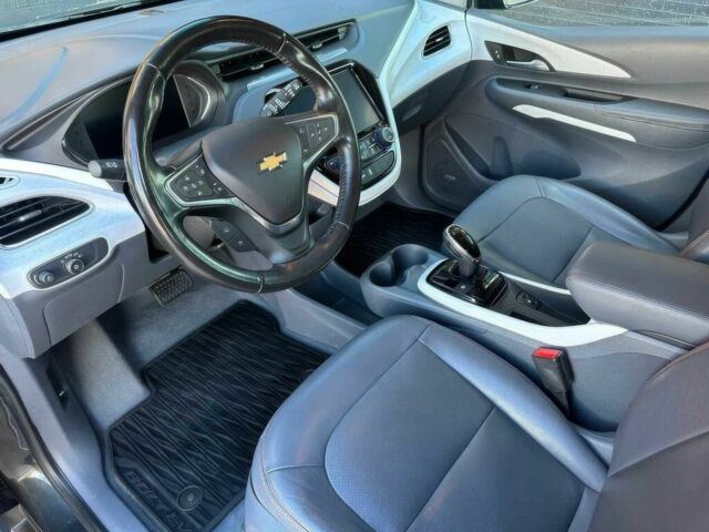 Сірий Шевроле Інша, об'ємом двигуна 0 л та пробігом 48 тис. км за 12000 $, фото 8 на Automoto.ua