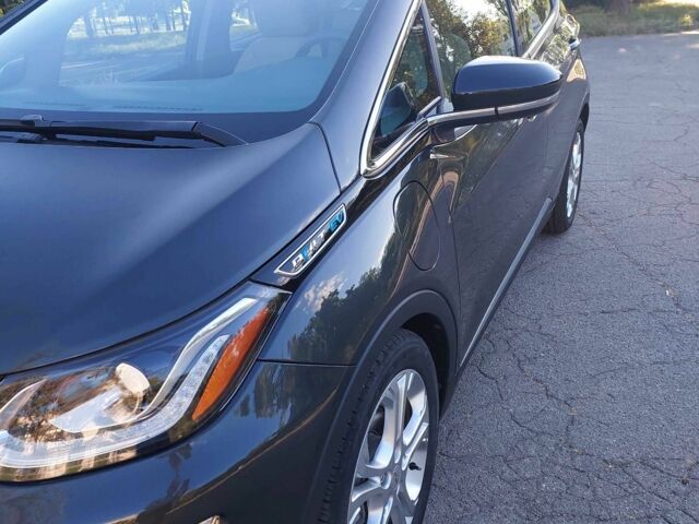 Серый Шевроле Другая, объемом двигателя 0 л и пробегом 45 тыс. км за 16000 $, фото 5 на Automoto.ua