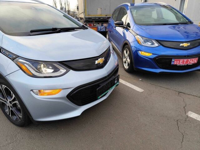 Сірий Шевроле Інша, об'ємом двигуна 0 л та пробігом 110 тис. км за 14444 $, фото 1 на Automoto.ua