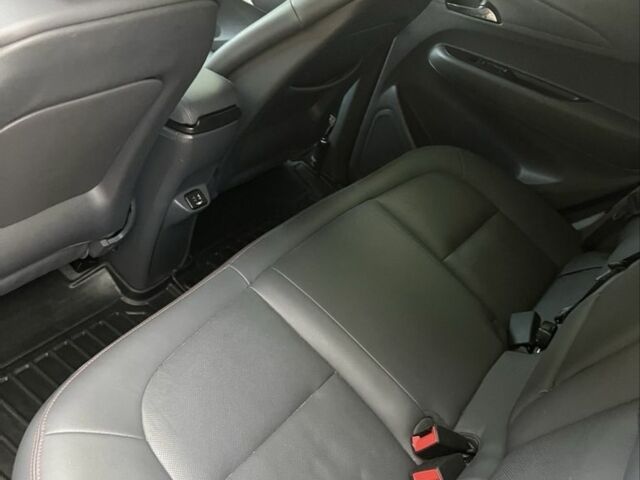 Серый Шевроле Другая, объемом двигателя 0 л и пробегом 52 тыс. км за 17700 $, фото 6 на Automoto.ua