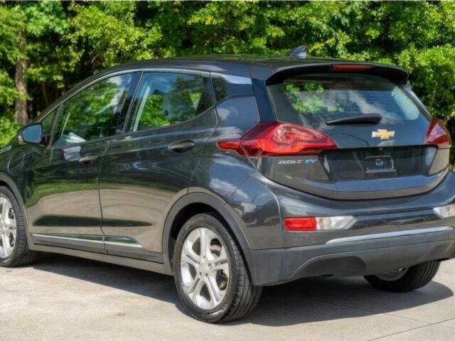 Серый Шевроле Другая, объемом двигателя 0 л и пробегом 30 тыс. км за 11200 $, фото 4 на Automoto.ua