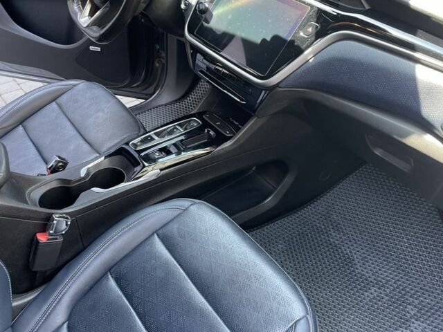 Сірий Шевроле Інша, об'ємом двигуна 0 л та пробігом 86 тис. км за 20200 $, фото 7 на Automoto.ua