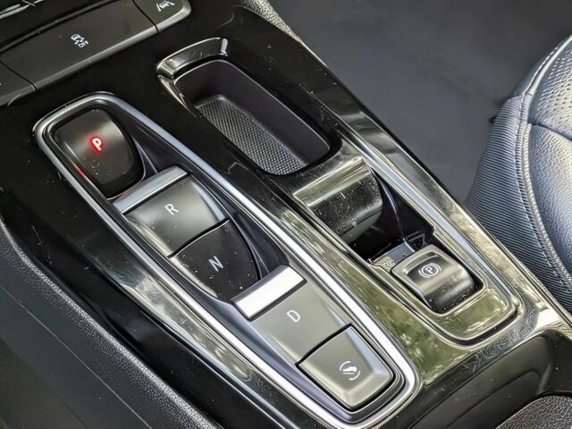 Серый Шевроле Другая, объемом двигателя 0 л и пробегом 18 тыс. км за 11000 $, фото 10 на Automoto.ua