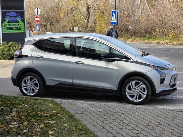 Серый Шевроле Другая, объемом двигателя 0 л и пробегом 60 тыс. км за 16500 $, фото 2 на Automoto.ua