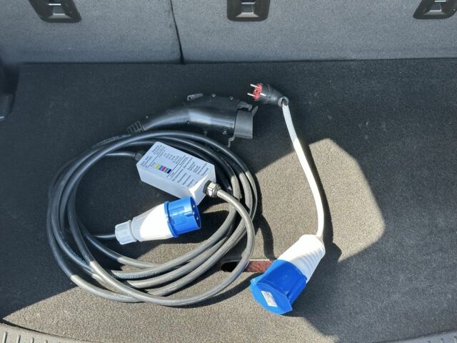 Сірий Шевроле Інша, об'ємом двигуна 0 л та пробігом 33 тис. км за 18500 $, фото 5 на Automoto.ua