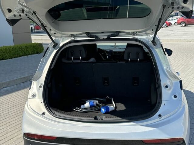 Сірий Шевроле Інша, об'ємом двигуна 0 л та пробігом 33 тис. км за 18500 $, фото 6 на Automoto.ua