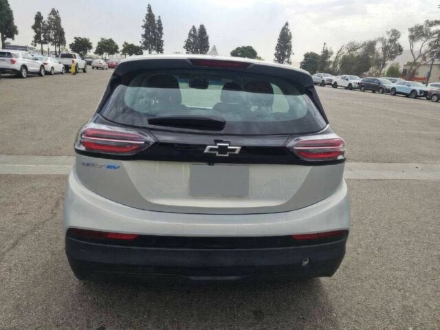 Серый Шевроле Другая, объемом двигателя 0 л и пробегом 28 тыс. км за 15100 $, фото 4 на Automoto.ua