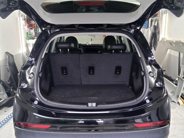 Серый Шевроле Другая, объемом двигателя 0 л и пробегом 80 тыс. км за 17700 $, фото 12 на Automoto.ua