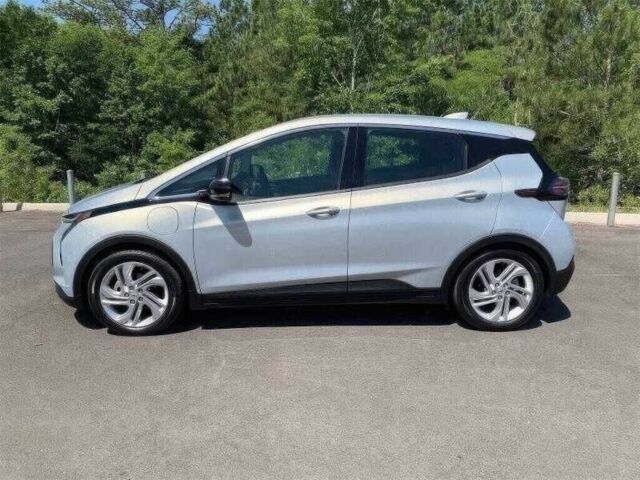 Серый Шевроле Другая, объемом двигателя 0 л и пробегом 10 тыс. км за 9000 $, фото 4 на Automoto.ua