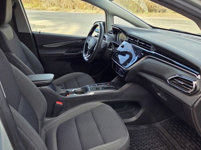 Серый Шевроле Другая, объемом двигателя 0 л и пробегом 60 тыс. км за 16500 $, фото 5 на Automoto.ua