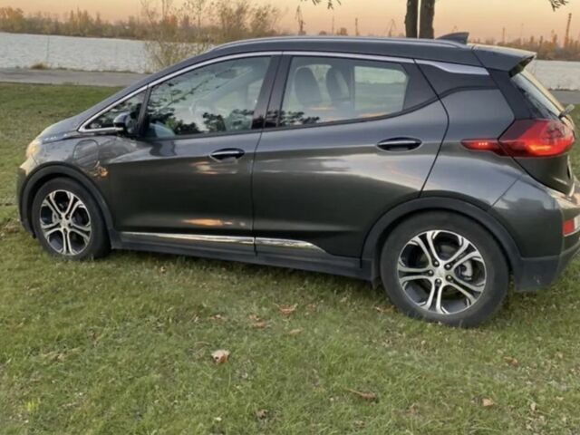 Сірий Шевроле Інша, об'ємом двигуна 0 л та пробігом 100 тис. км за 13900 $, фото 1 на Automoto.ua