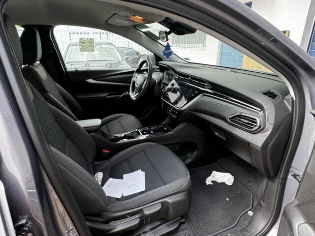 Серый Шевроле Другая, объемом двигателя 0 л и пробегом 48 тыс. км за 15000 $, фото 14 на Automoto.ua