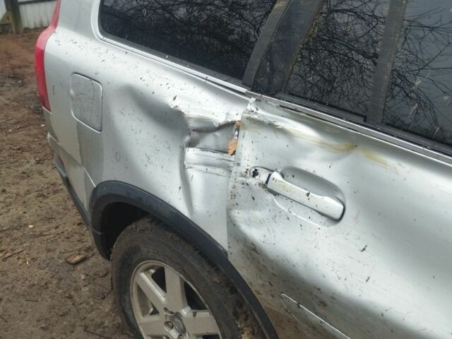 Серый Шевроле Другая, объемом двигателя 3.2 л и пробегом 322 тыс. км за 4000 $, фото 7 на Automoto.ua