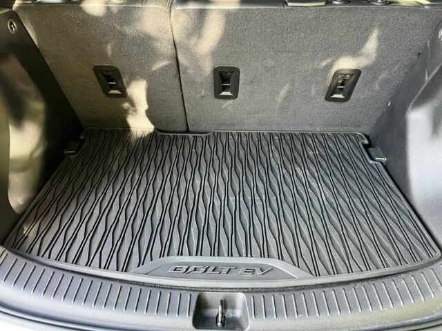 Серый Шевроле Другая, объемом двигателя 0 л и пробегом 24 тыс. км за 19499 $, фото 16 на Automoto.ua