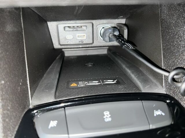 Серый Шевроле Другая, объемом двигателя 0 л и пробегом 24 тыс. км за 19499 $, фото 15 на Automoto.ua