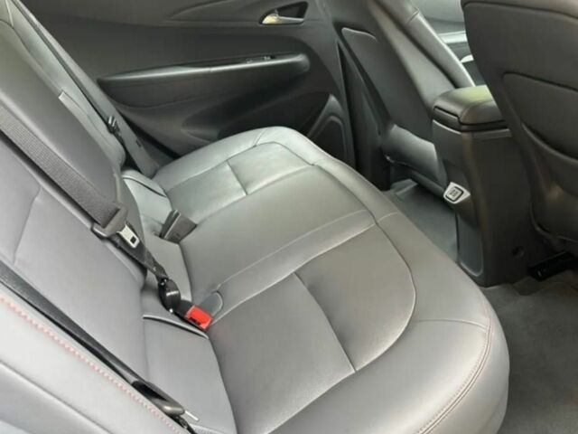 Серый Шевроле Другая, объемом двигателя 0 л и пробегом 62 тыс. км за 9000 $, фото 8 на Automoto.ua