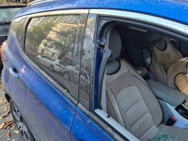 Синій Шевроле Інша, об'ємом двигуна 0 л та пробігом 147 тис. км за 7500 $, фото 4 на Automoto.ua