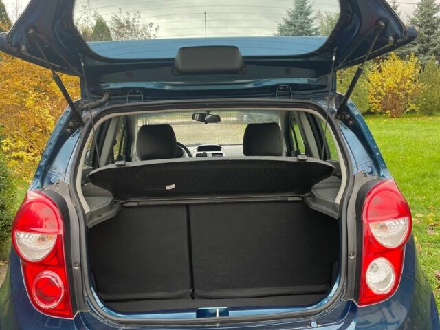 Синий Шевроле Другая, объемом двигателя 1.2 л и пробегом 9 тыс. км за 8800 $, фото 2 на Automoto.ua