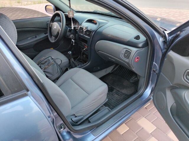 Синий Шевроле Другая, объемом двигателя 1.6 л и пробегом 284 тыс. км за 3200 $, фото 7 на Automoto.ua