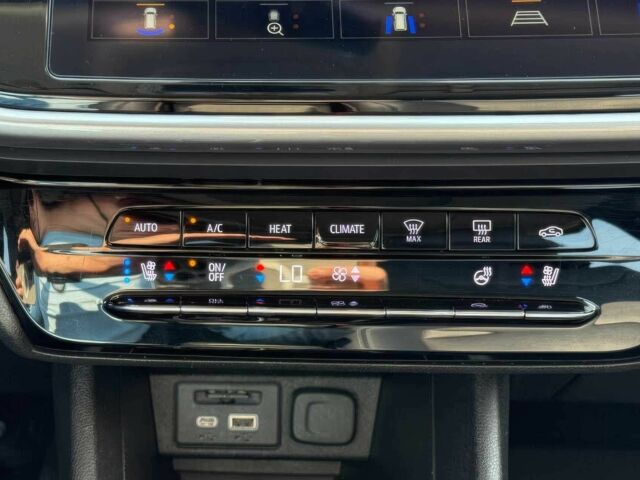 Синий Шевроле Другая, объемом двигателя 0 л и пробегом 14 тыс. км за 8000 $, фото 10 на Automoto.ua