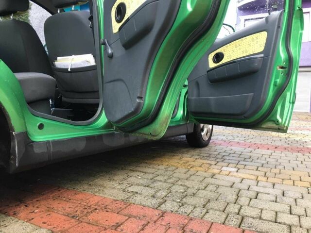 Зеленый Шевроле Другая, объемом двигателя 1 л и пробегом 111 тыс. км за 3500 $, фото 9 на Automoto.ua