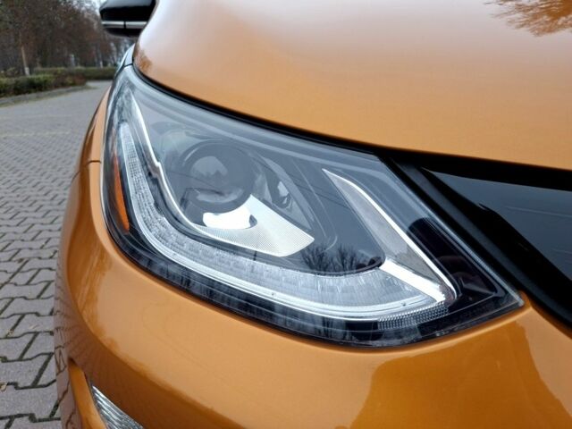 Помаранчевий Шевроле Інша, об'ємом двигуна 0 л та пробігом 77 тис. км за 13950 $, фото 9 на Automoto.ua