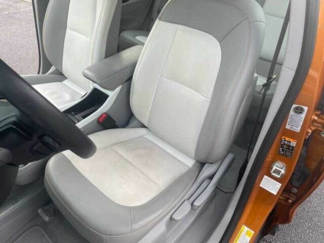 Оранжевый Шевроле Другая, объемом двигателя 0 л и пробегом 43 тыс. км за 4000 $, фото 9 на Automoto.ua