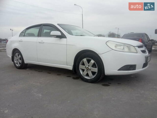 Белый Шевроле Эпика, объемом двигателя 1.99 л и пробегом 183 тыс. км за 4500 $, фото 5 на Automoto.ua