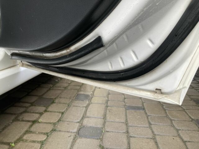 Білий Шевроле Епіка, об'ємом двигуна 2 л та пробігом 296 тис. км за 5100 $, фото 3 на Automoto.ua