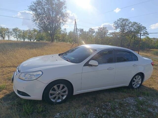 Белый Шевроле Эпика, объемом двигателя 2.5 л и пробегом 230 тыс. км за 5800 $, фото 1 на Automoto.ua