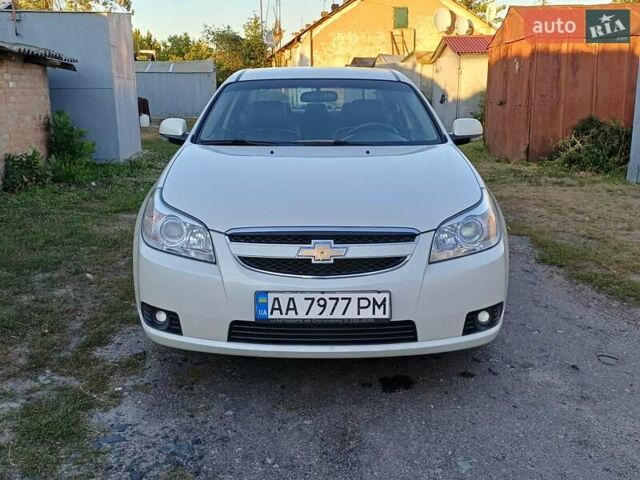 Белый Шевроле Эпика, объемом двигателя 2.5 л и пробегом 210 тыс. км за 6000 $, фото 2 на Automoto.ua