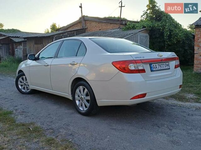 Белый Шевроле Эпика, объемом двигателя 2.5 л и пробегом 210 тыс. км за 6000 $, фото 3 на Automoto.ua