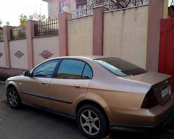 Бежевий Шевроле Епіка, об'ємом двигуна 2 л та пробігом 250 тис. км за 3500 $, фото 7 на Automoto.ua