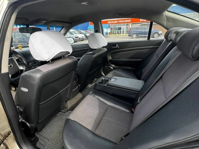 Шевроле Эпика 2007 в Луцке на Automoto.ua Бежевый Шевроле Эпика, объемом двигателя 2 л и пробегом 179 тыс. км за 5200 $, фото 6 на Automoto.ua