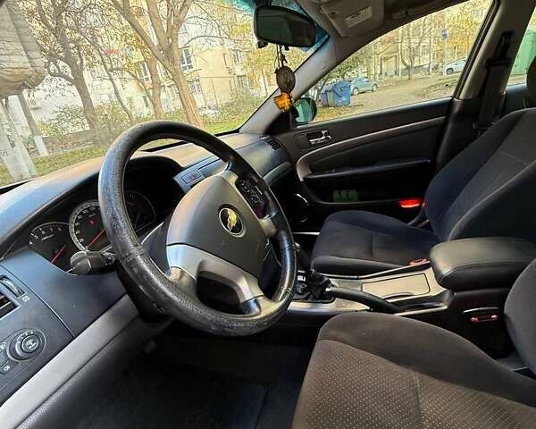 Бежевый Шевроле Эпика, объемом двигателя 2 л и пробегом 125 тыс. км за 3750 $, фото 8 на Automoto.ua