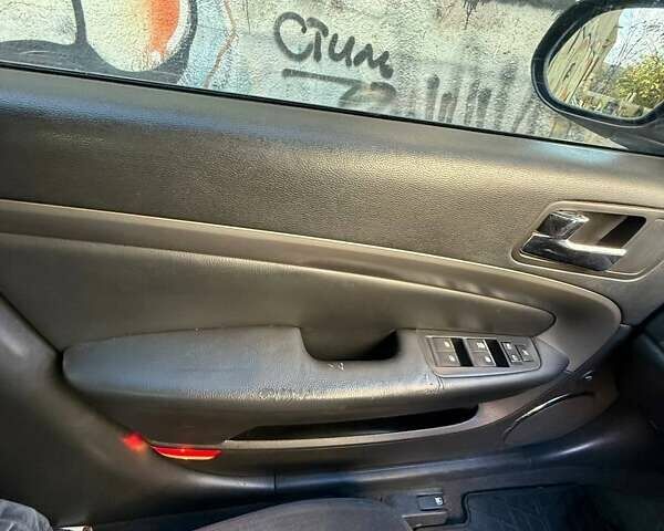 Бежевый Шевроле Эпика, объемом двигателя 2 л и пробегом 125 тыс. км за 3750 $, фото 13 на Automoto.ua