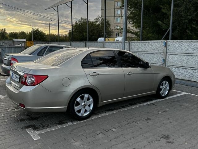 Шевроле Эпика 2007 в Кривом Роге на Automoto.ua Бежевый Шевроле Эпика, объемом двигателя 2 л и пробегом 181 тыс. км за 5500 $, фото 4 на Automoto.ua