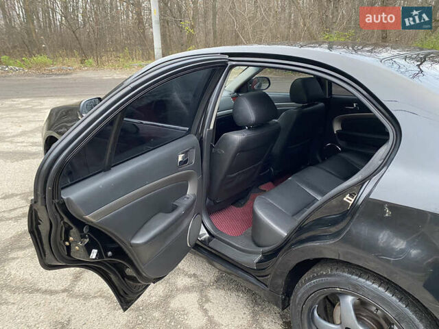 Чорний Шевроле Епіка, об'ємом двигуна 2.49 л та пробігом 235 тис. км за 4400 $, фото 11 на Automoto.ua