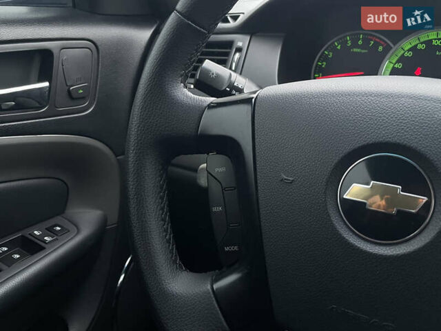 Черный Шевроле Эпика, объемом двигателя 2 л и пробегом 228 тыс. км за 5800 $, фото 13 на Automoto.ua