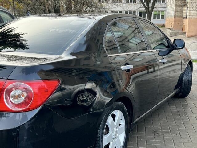 Черный Шевроле Эпика, объемом двигателя 2 л и пробегом 289 тыс. км за 4100 $, фото 5 на Automoto.ua